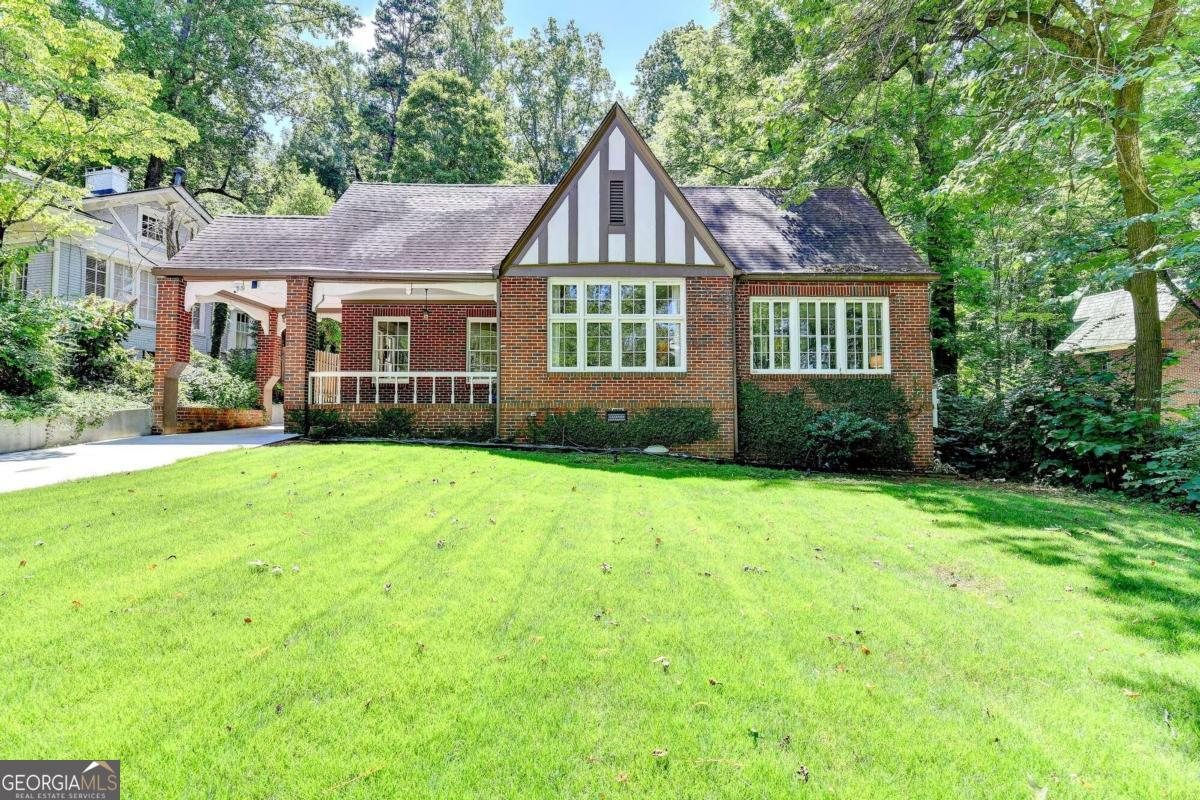 879 Clifton Road NE, Atlanta, GA 30307